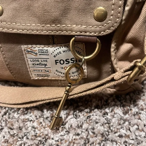 Fossil 1954 Long Live Vintage Crossbody Canvas & Leather Messenger Bag, Charm - Picture 4 of 8